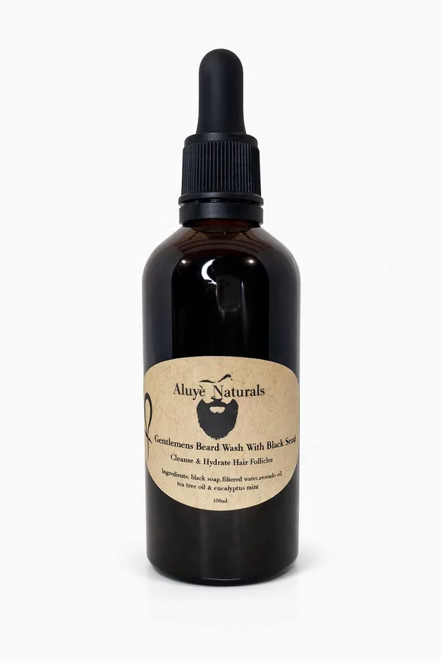 Gentlemen’s Beard Wash in Aluye Naturals black packaging